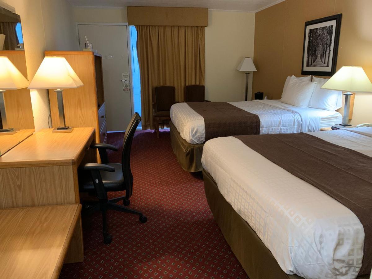 Red Carpet Inn & Suites Ebensburg Eksteriør billede