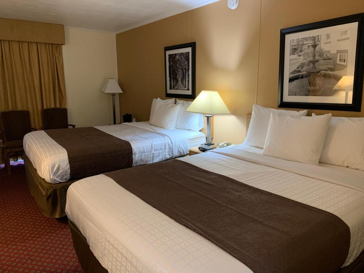 Red Carpet Inn & Suites Ebensburg Eksteriør billede