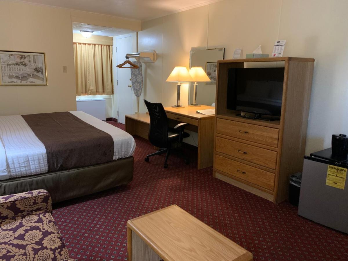 Red Carpet Inn & Suites Ebensburg Eksteriør billede