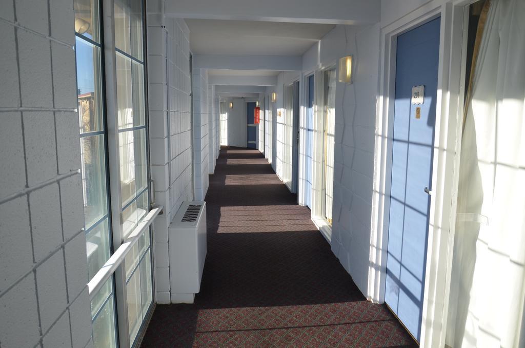 Red Carpet Inn & Suites Ebensburg Eksteriør billede